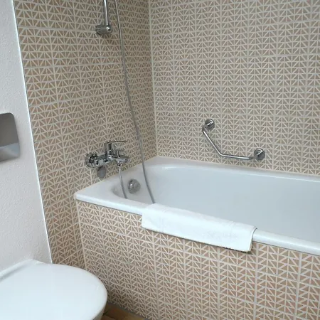 アパートホテル Seeger Living Classic East